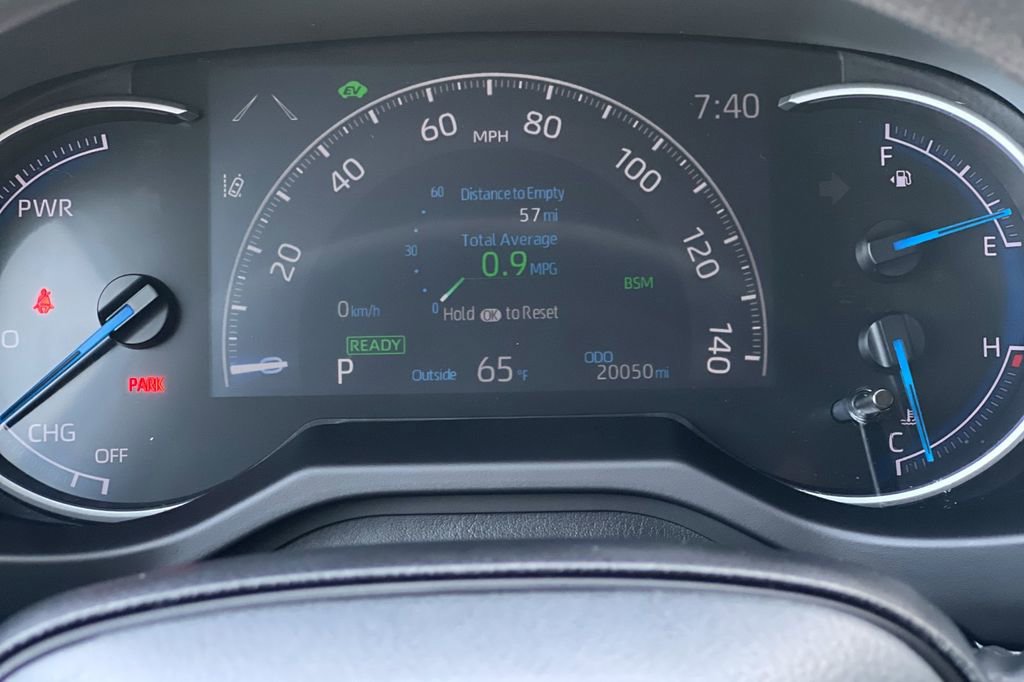 Certified 2025 Toyota RAV4 XLE image 29