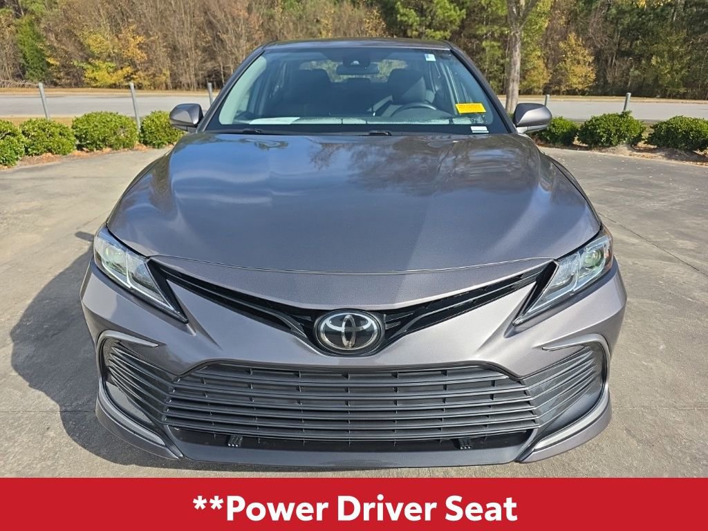 Used 2023 Toyota Camry LE image 12