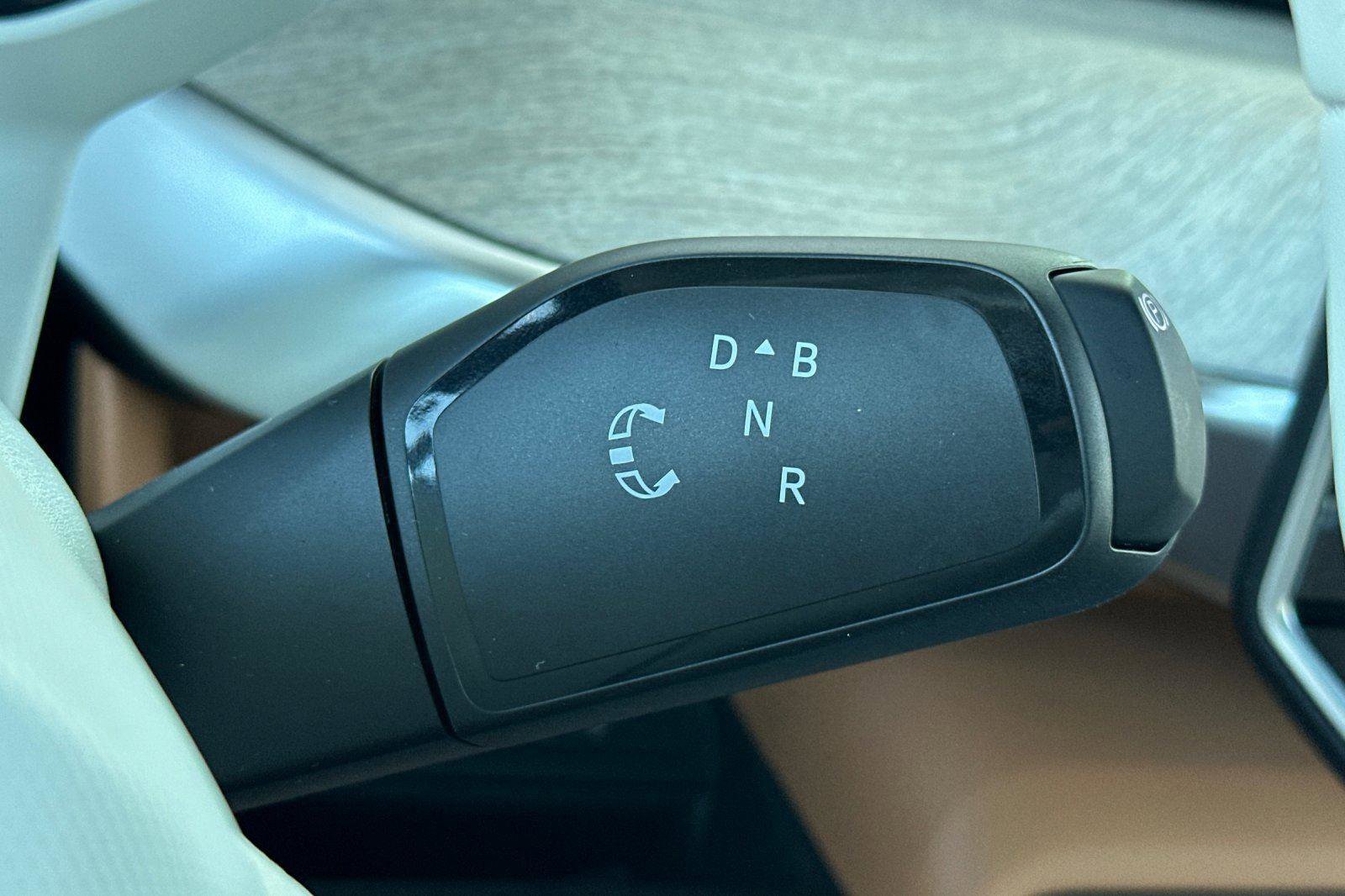 New 2025 Volkswagen ID. Buzz 1st Edition image 22