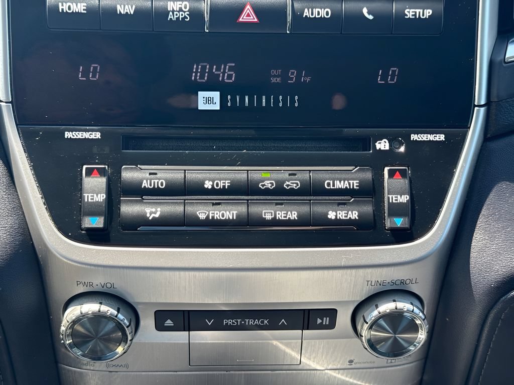 Used 2016 Toyota Land Cruiser w/ Four Season Floor Mat Package AWD/4WD image 13