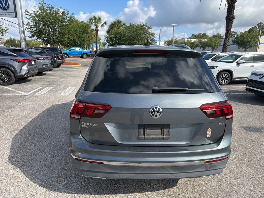 Used 2018 Volkswagen Tiguan SEL FWD image 13