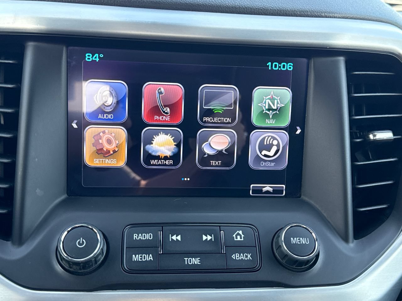 Used 2018 GMC Acadia SLT w/ LPO, Floor Liner Package FWD image 21