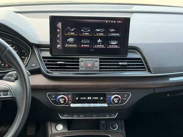 Used 2021 Audi Q5 2.0T Premium w/ Convenience Package AWD/4WD image 16