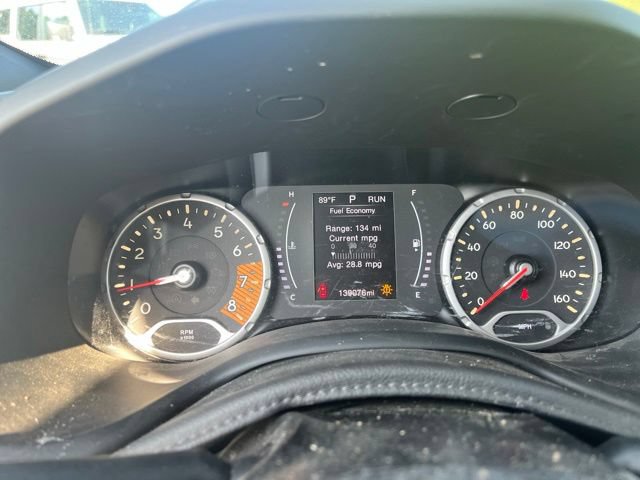 Used 2019 Jeep Renegade Latitude FWD image 21