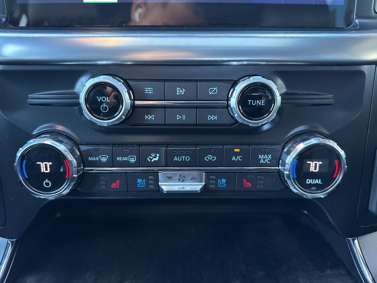 Used 2021 Ford F150 Lariat image 24