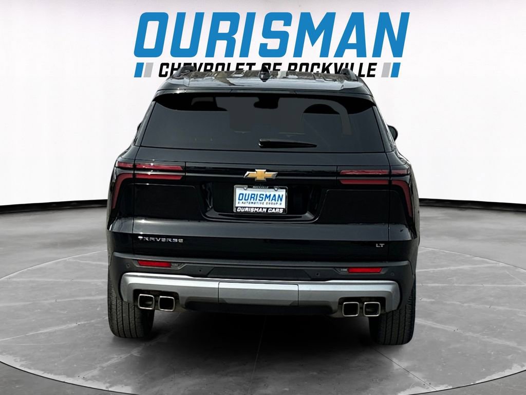 Used 2024 Chevrolet Traverse LT image 5