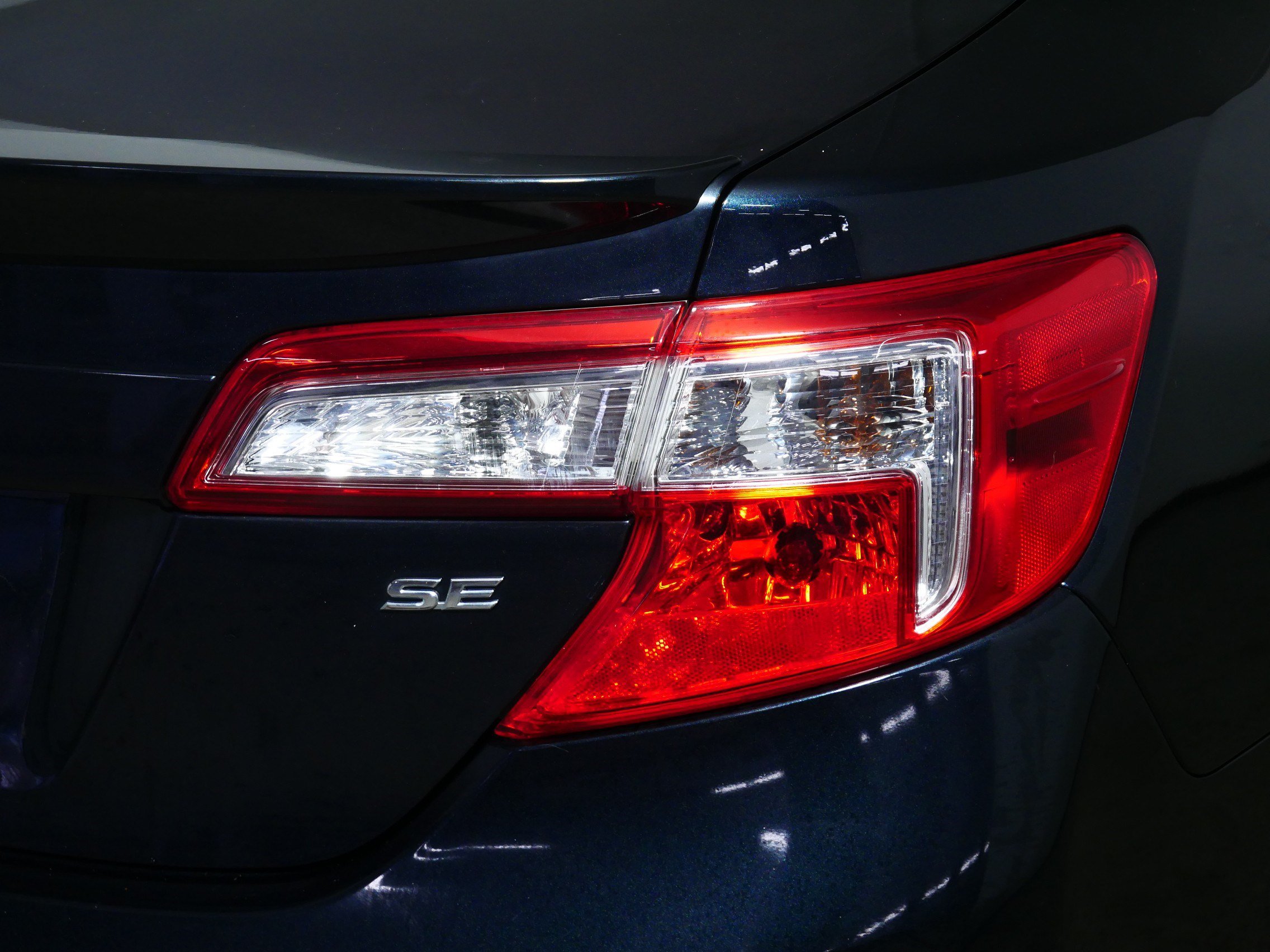 Used 2014 Toyota Camry SE FWD image 17