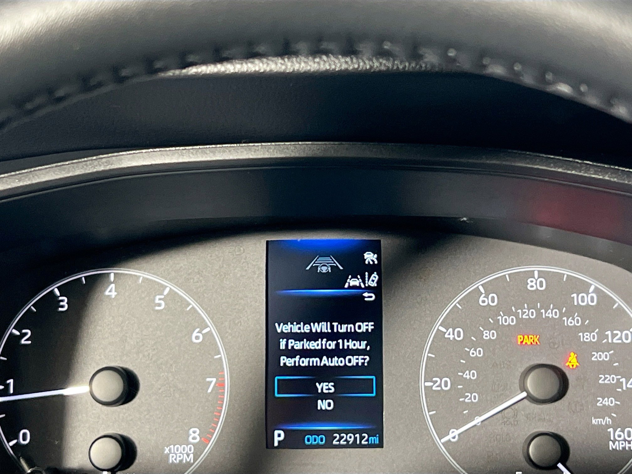 Used 2025 Toyota Corolla Cross LE image 23