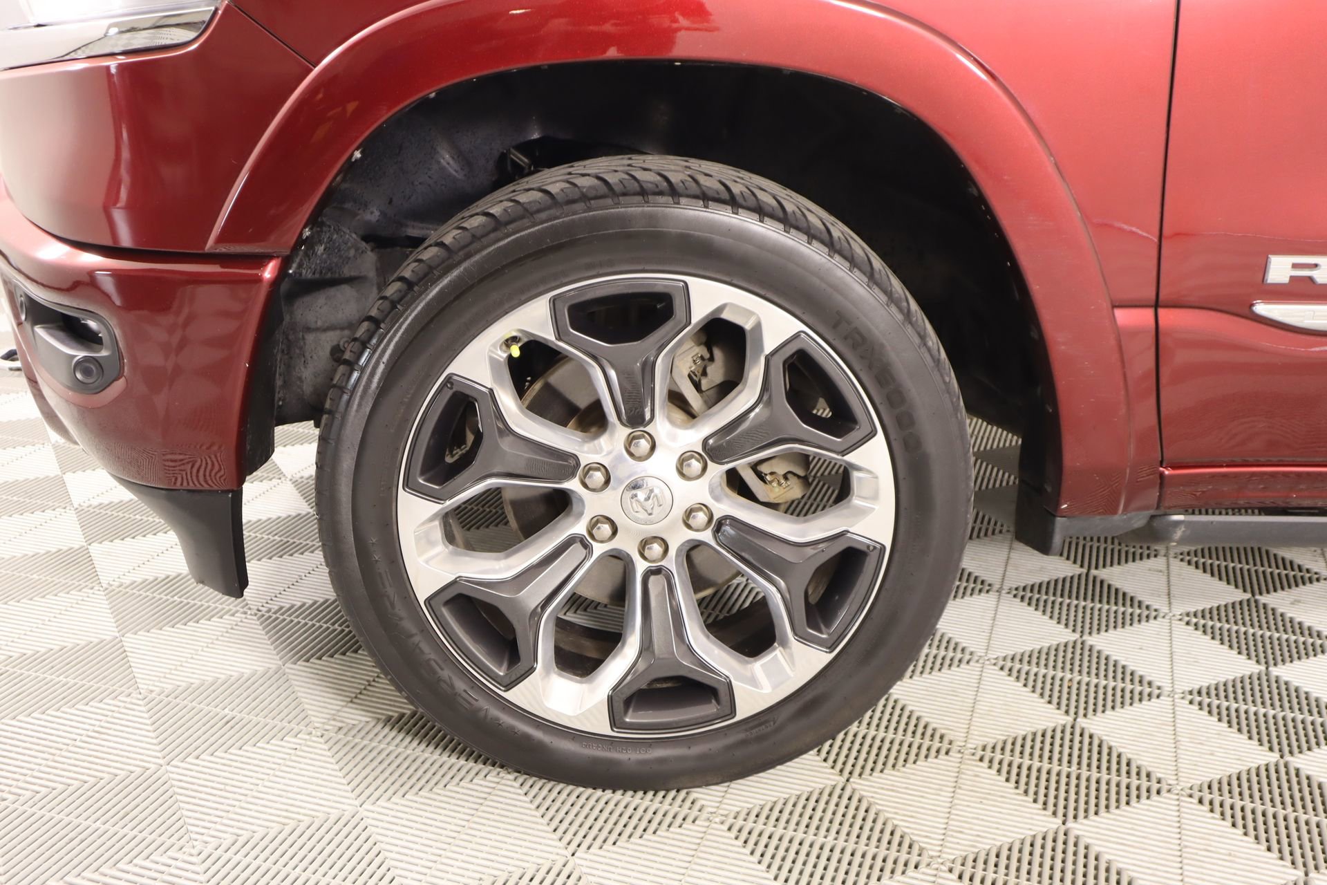 Used 2019 RAM 1500 Limited image 19