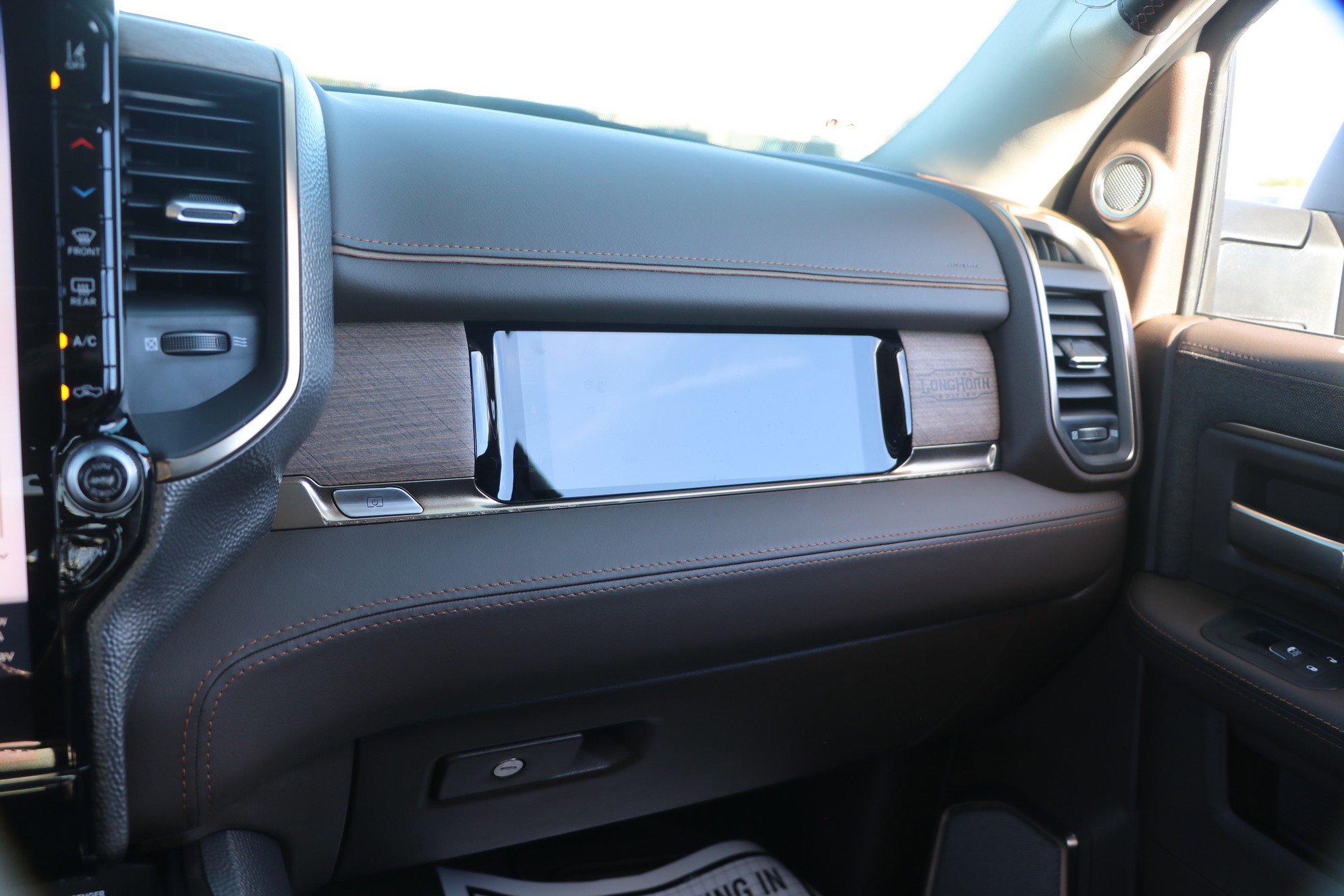 New 2026 RAM 3500 Longhorn image 27