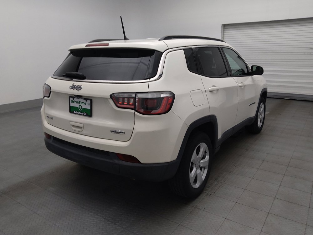 Used 2018 Jeep Compass Latitude AWD/4WD image 9