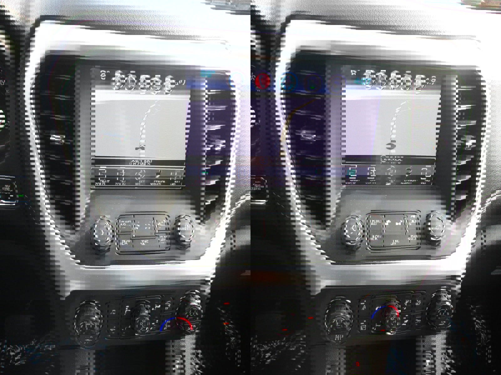 Used 2018 GMC Acadia SLT image 19