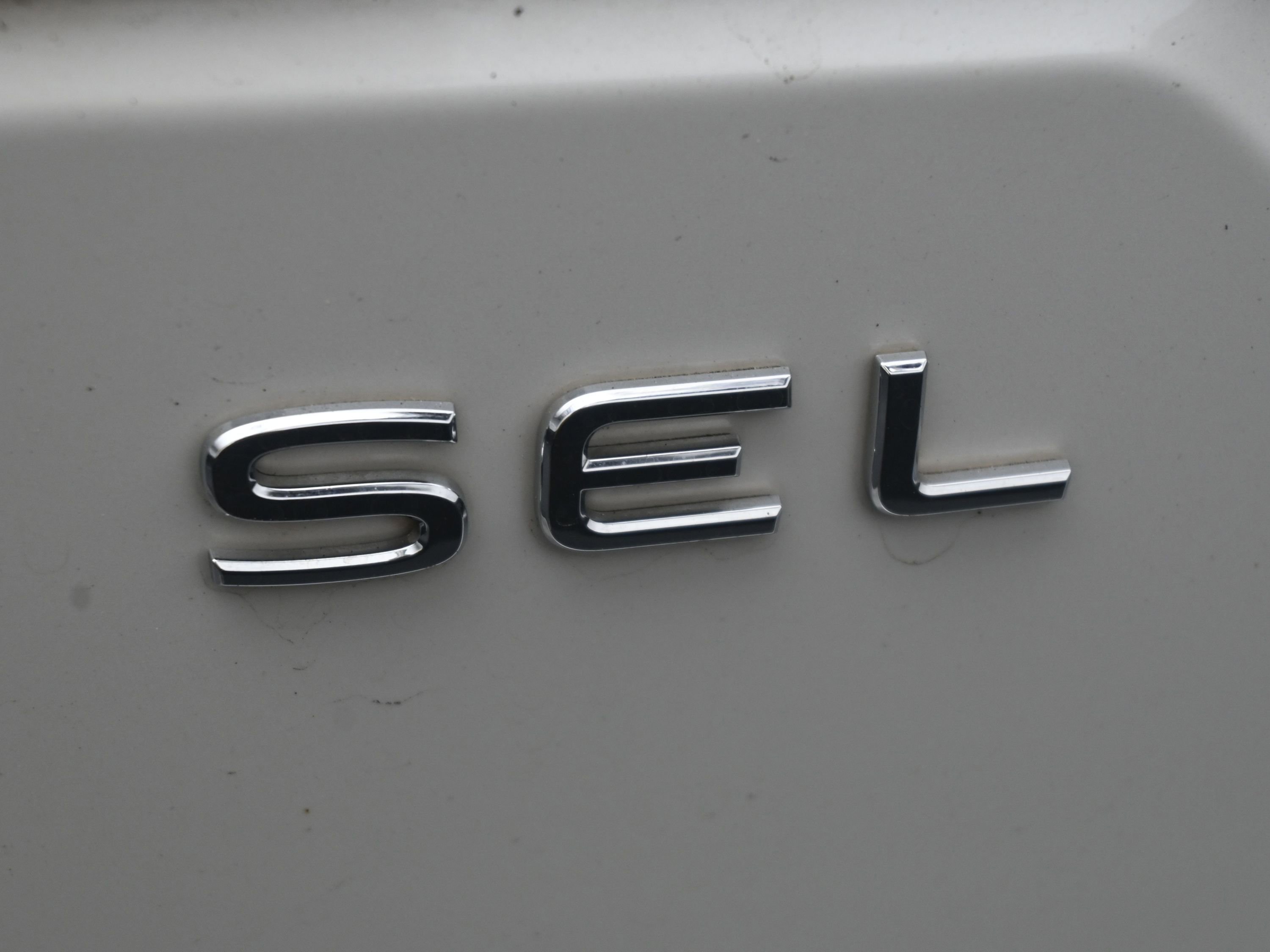 Used 2025 Volkswagen Atlas SEL Premium R-Line image 9