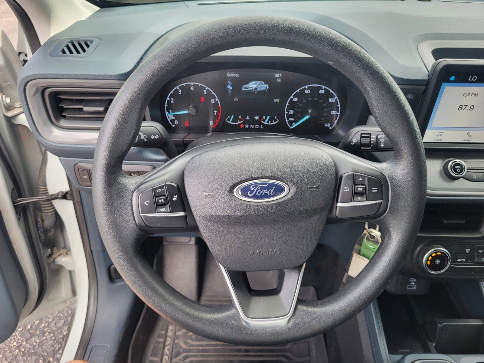 Used 2022 Ford Maverick XL FWD image 26