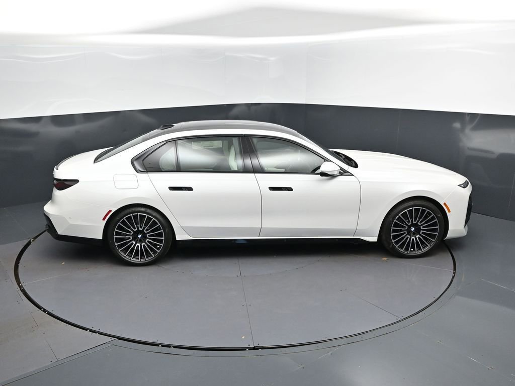 New 2026 BMW 760i xDrive w/ Executive Package AWD/4WD image 35