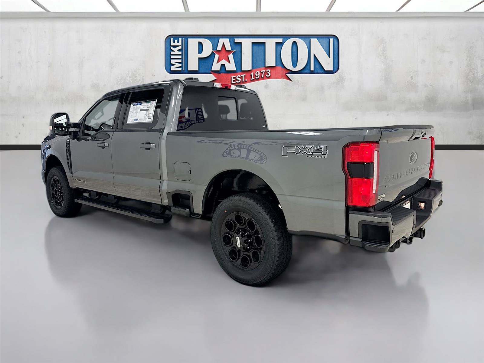 New 2026 Ford F250 Lariat w/ Black Appearance Package AWD/4WD image 5