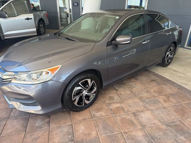 Used 2017 Honda Accord LX image 5
