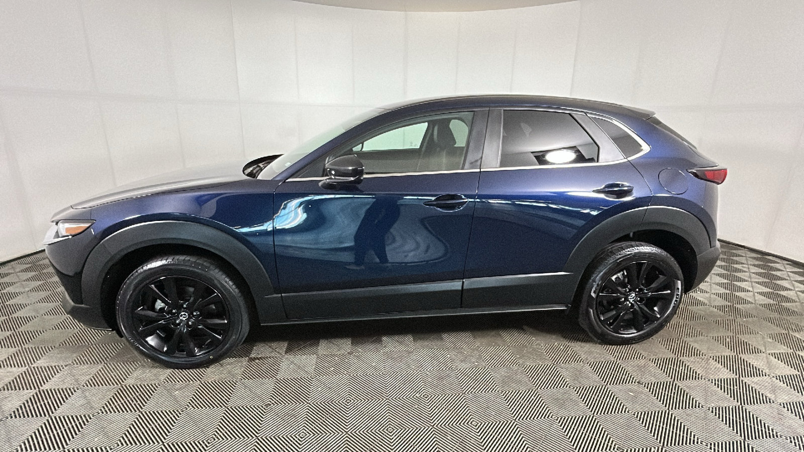 Used 2024 MAZDA CX-30 AWD 2.5 S w/ Select Sport Pkg image 6