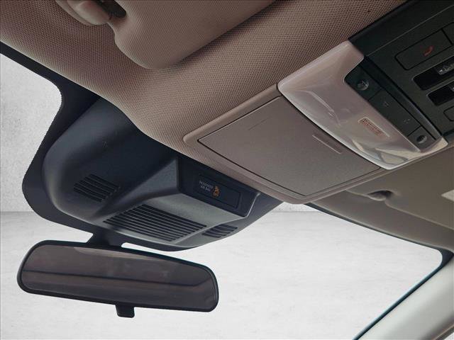 Used 2022 Nissan Rogue SV w/ SV Premium Package FWD image 12