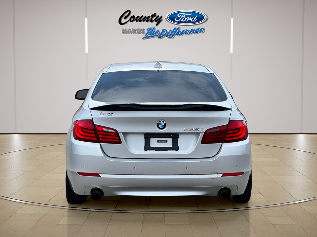 Used 2011 BMW 535i Sedan RWD image 4