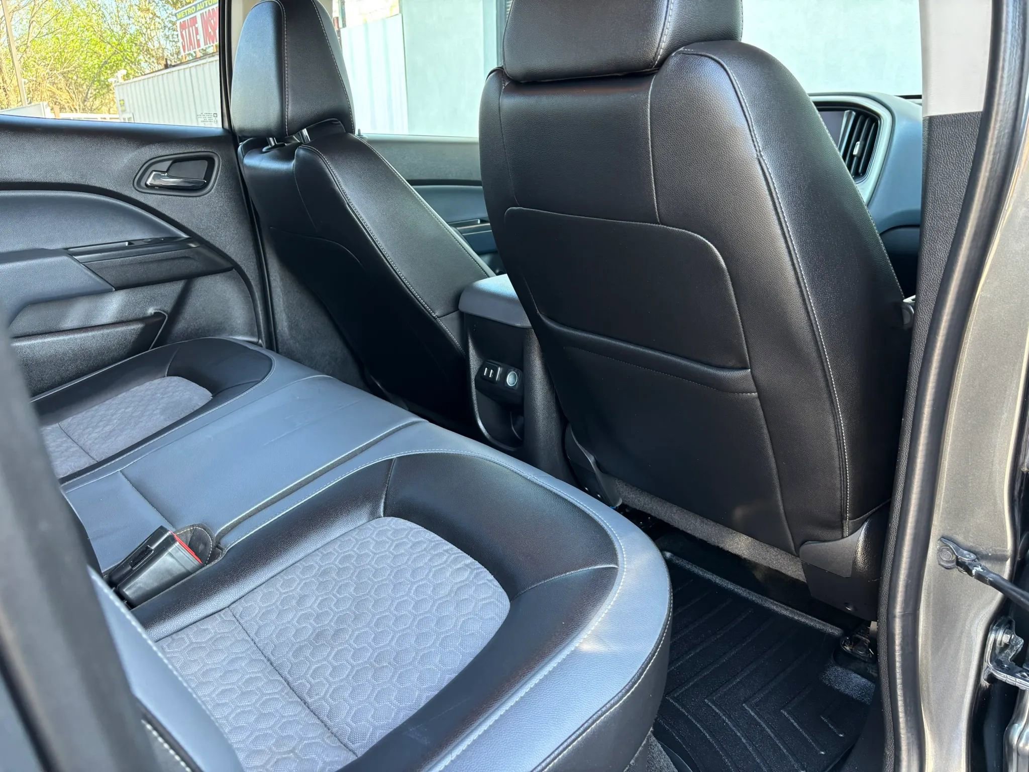 Used 2016 Chevrolet Colorado Z71 image 41