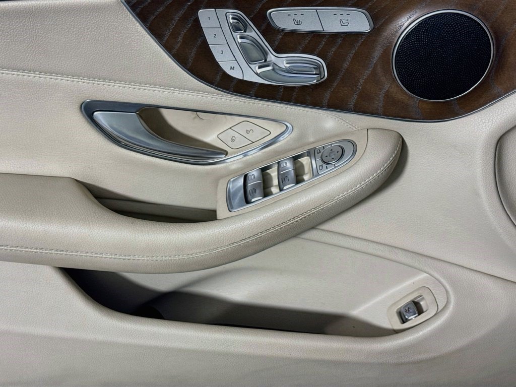 Used 2018 Mercedes-Benz C 300 Cabriolet image 22