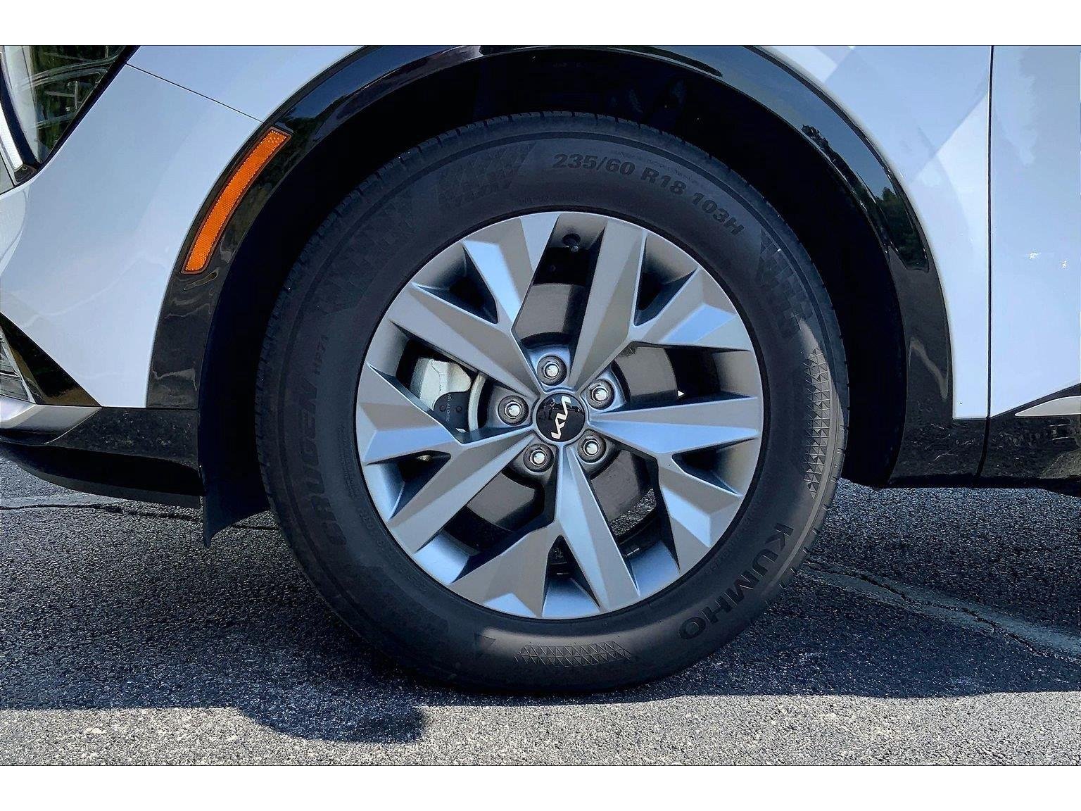 Used 2025 Kia Sportage SX FWD image 8