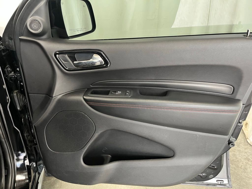 Used 2025 Dodge Durango GT w/ Blacktop Package image 11