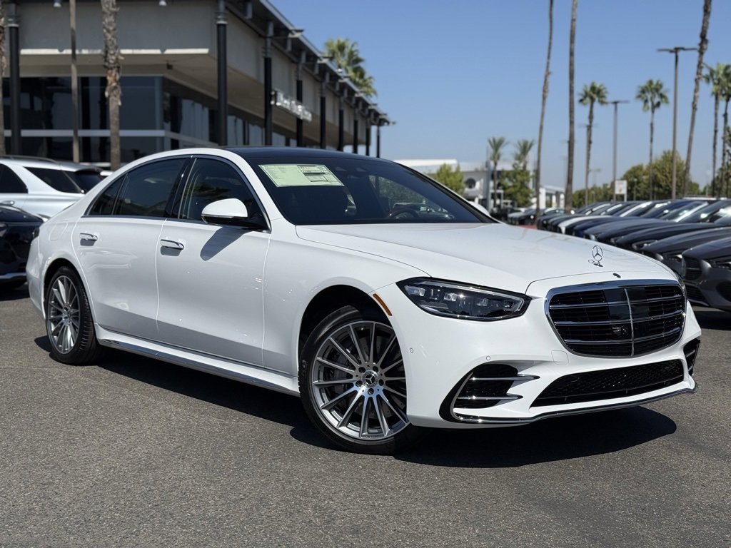 New 2026 Mercedes-Benz S 500 4MATIC image 1