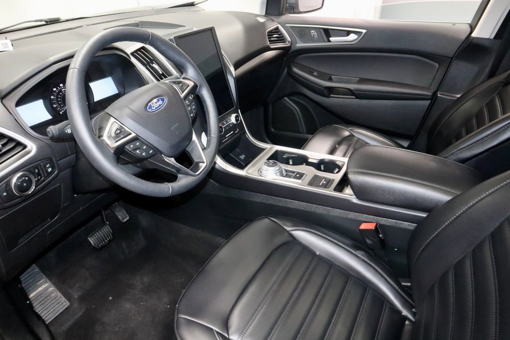 Certified 2024 Ford Edge SEL w/ Convenience Package AWD/4WD image 24