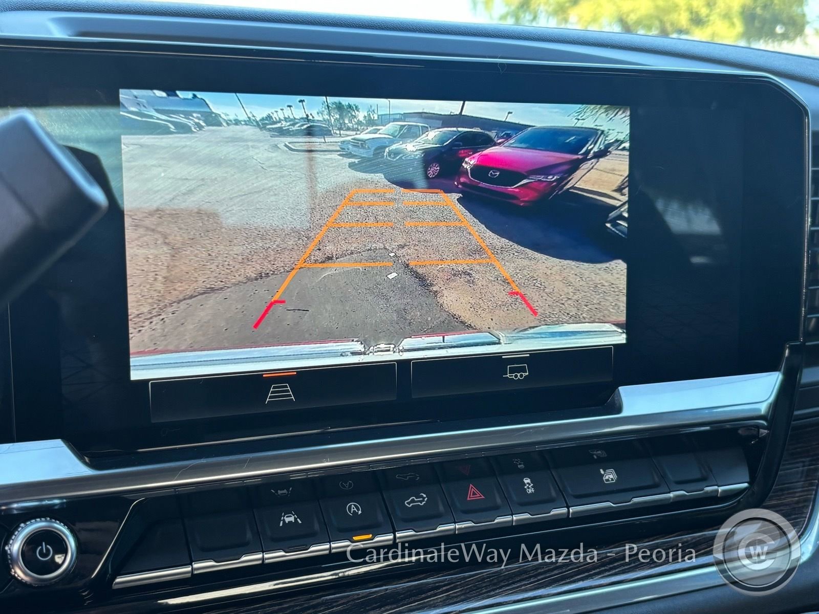 Used 2025 GMC Sierra 1500 SLE image 25