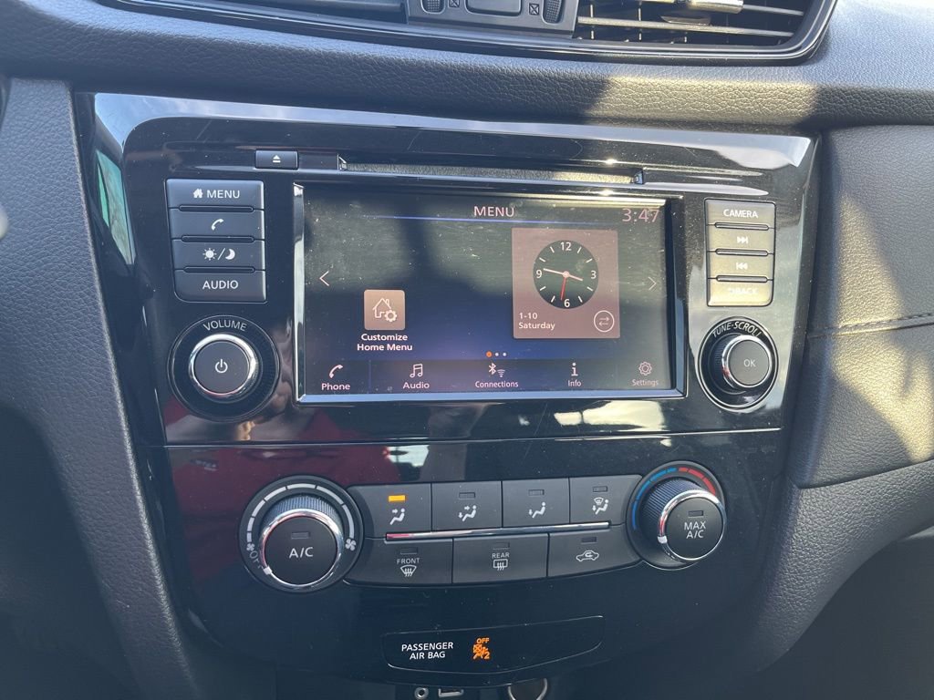 Used 2018 Nissan Rogue S image 65