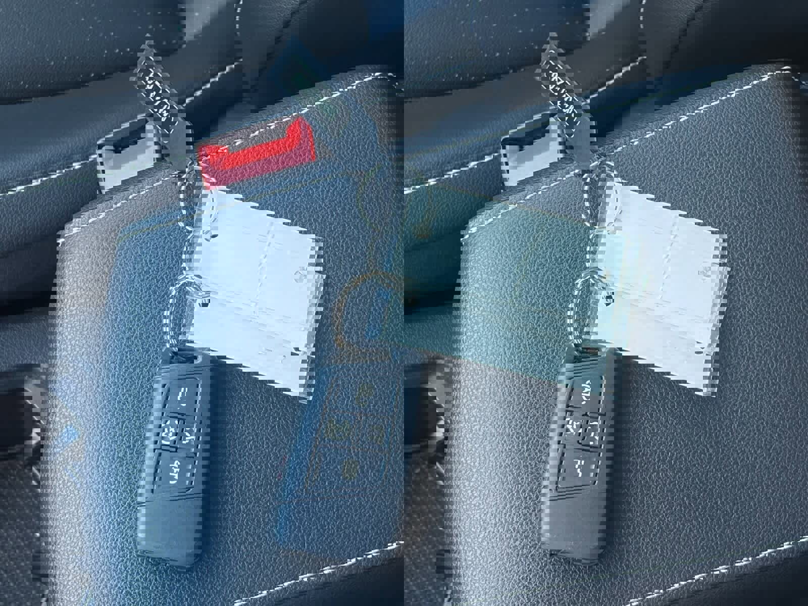 Used 2022 Volkswagen Tiguan SE image 30