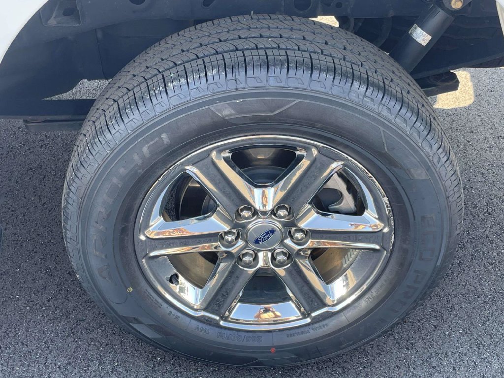 Used 2024 Ford F150 XLT w/ Tow/Haul Package RWD image 9