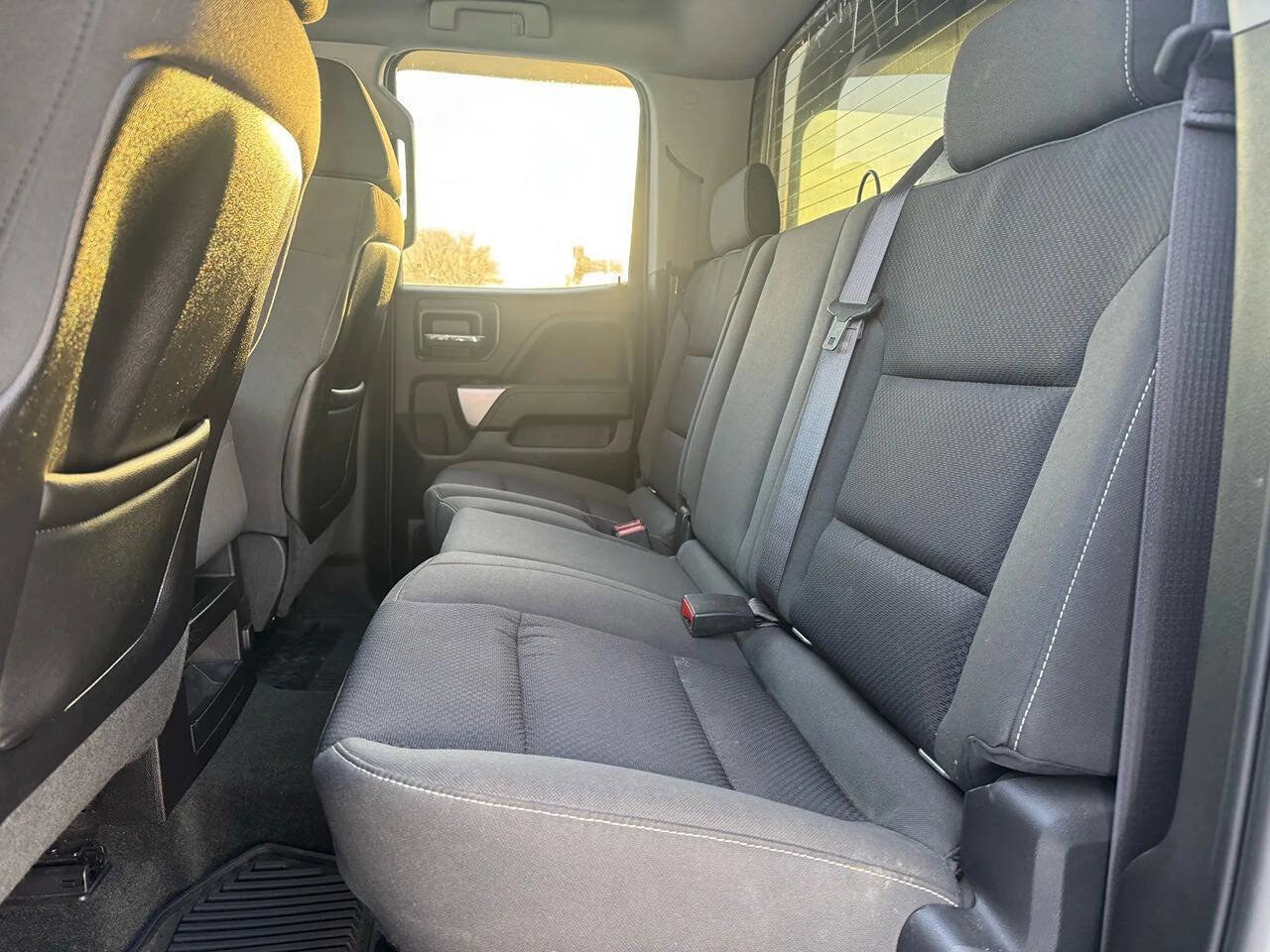 Used 2015 Chevrolet Silverado 2500 LT w/ LT Convenience Package image 11