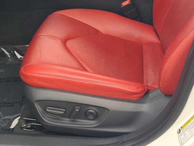 Used 2019 Toyota Camry XSE image 12