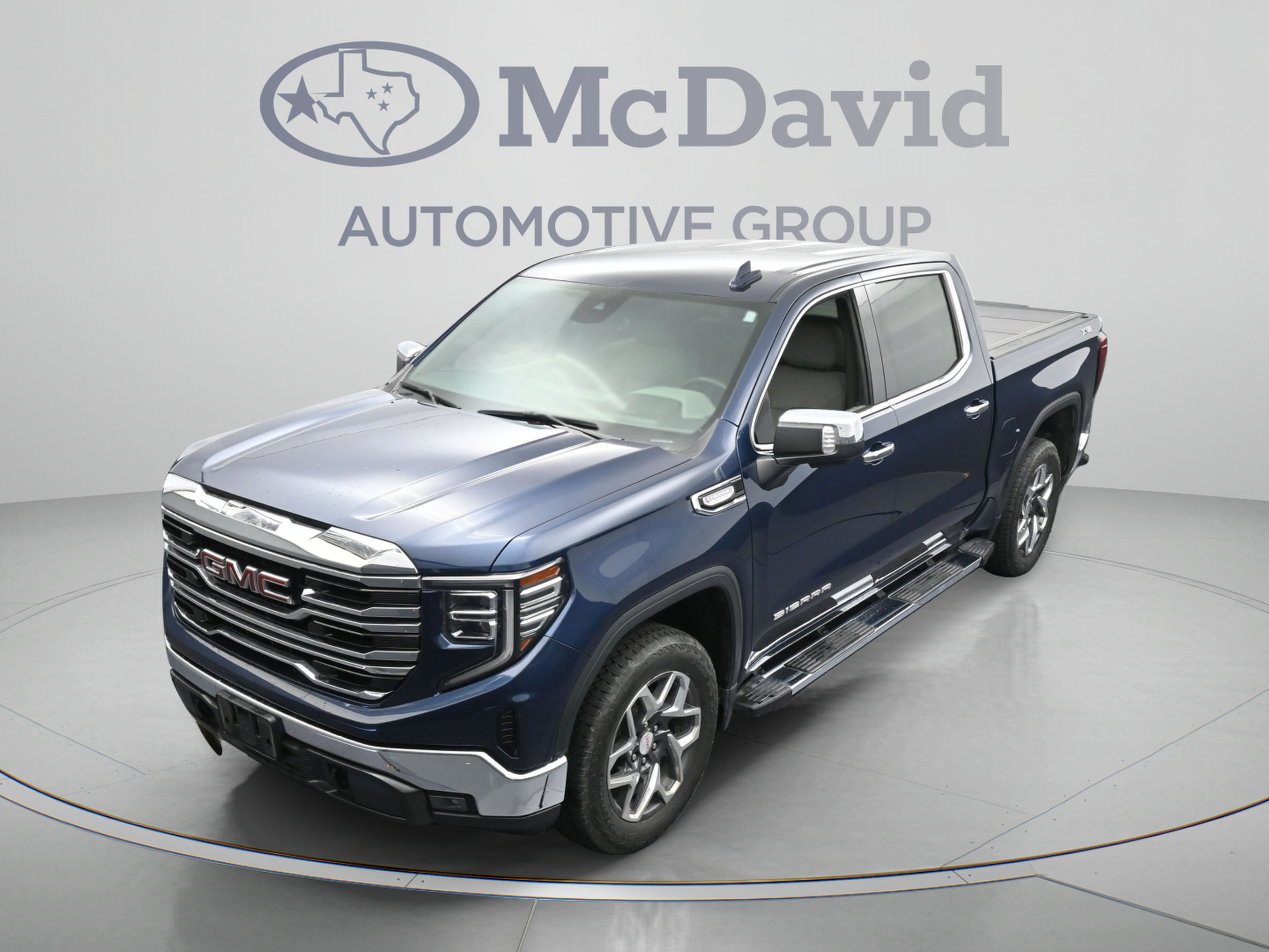 Used 2023 GMC Sierra 1500 SLT AWD/4WD image 34
