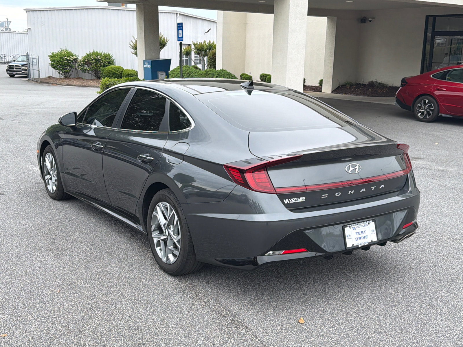Certified 2023 Hyundai Sonata SEL w/ Convenience Package FWD image 7
