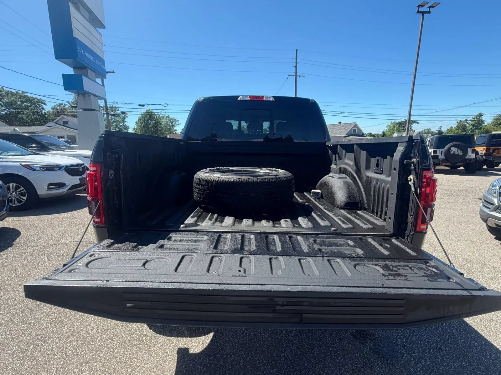 Used 2016 Ford F150 Lariat AWD/4WD image 17