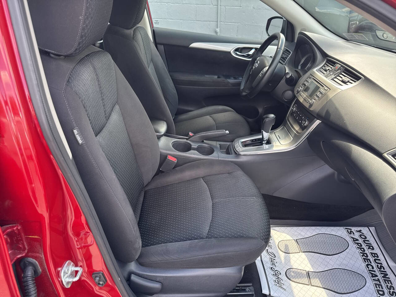 Used 2013 Nissan Sentra SR w/ Driver Pkg FWD image 22