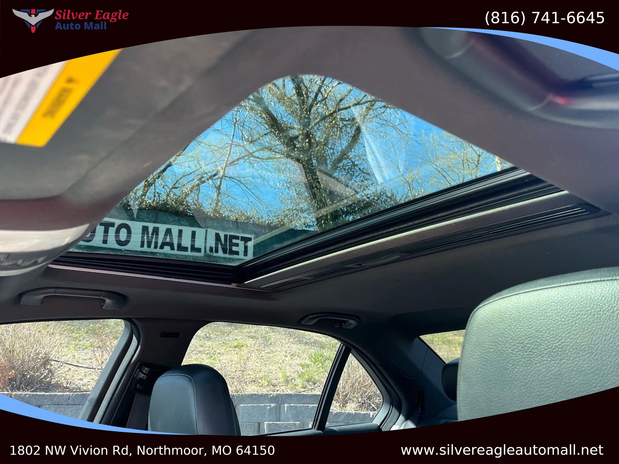 Used 2010 Mercedes-Benz C 300 Sedan image 14