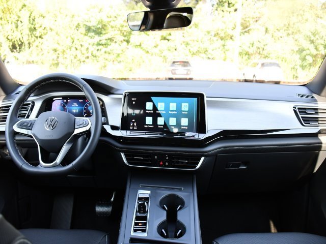 New 2026 Volkswagen Atlas Cross Sport SE image 18