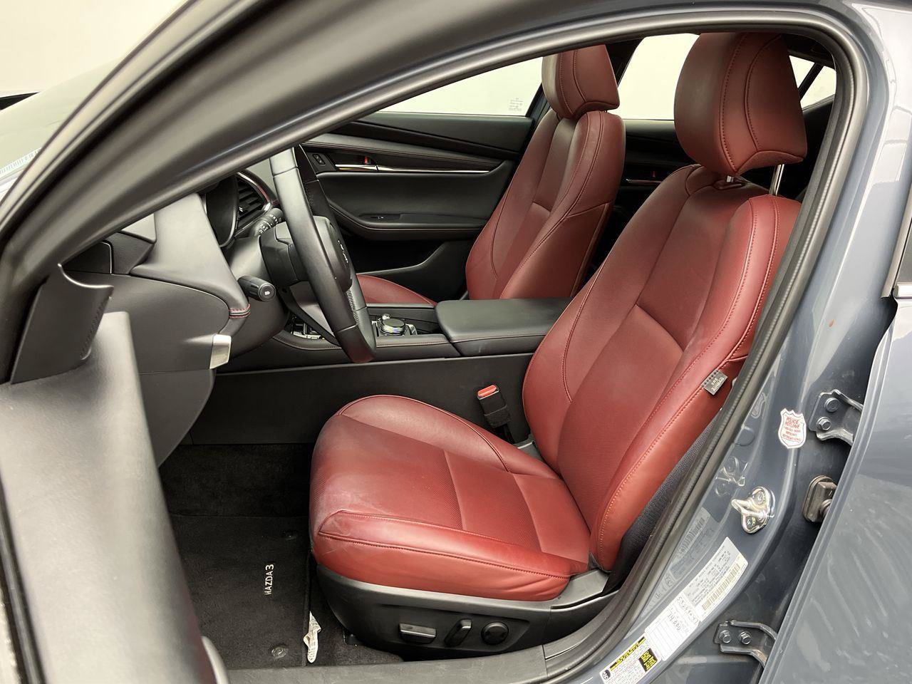 Certified 2026 MAZDA MAZDA3 Carbon AWD/4WD image 9