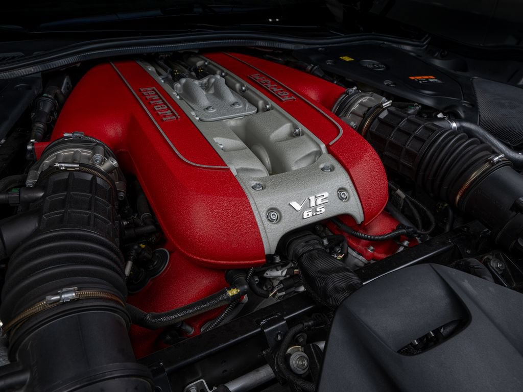 Certified 2021 Ferrari 812 GTS RWD image 45