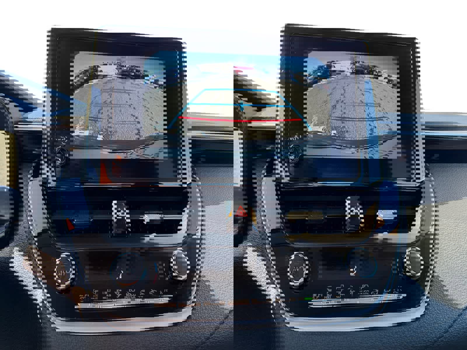 Used 2024 Toyota Corolla LE image 12