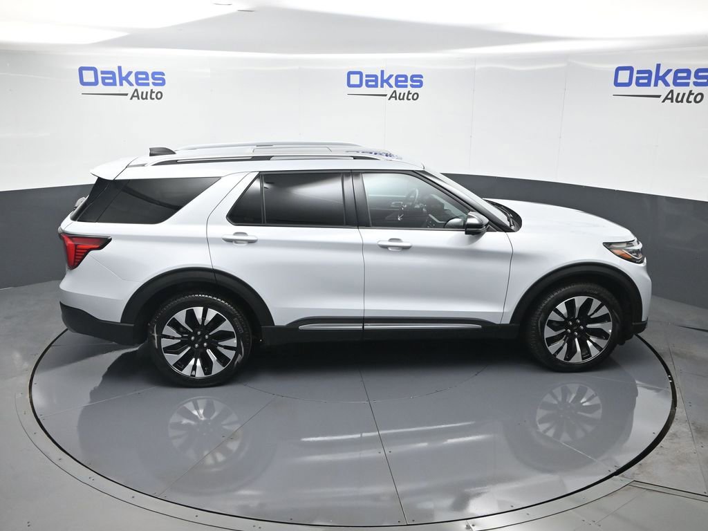 Used 2025 Ford Explorer Platinum w/ LUX Leather Package image 59