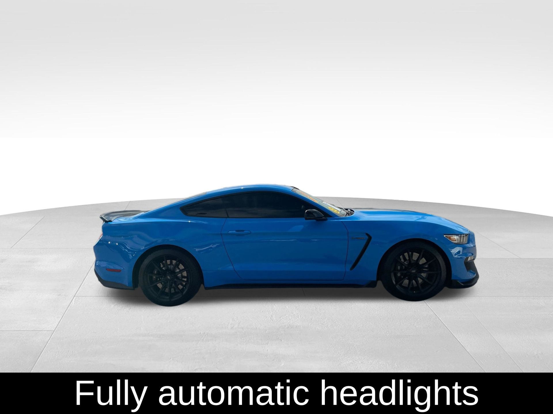 Used 2017 Ford Mustang Shelby GT350 w/ Electronics Package RWD image 4