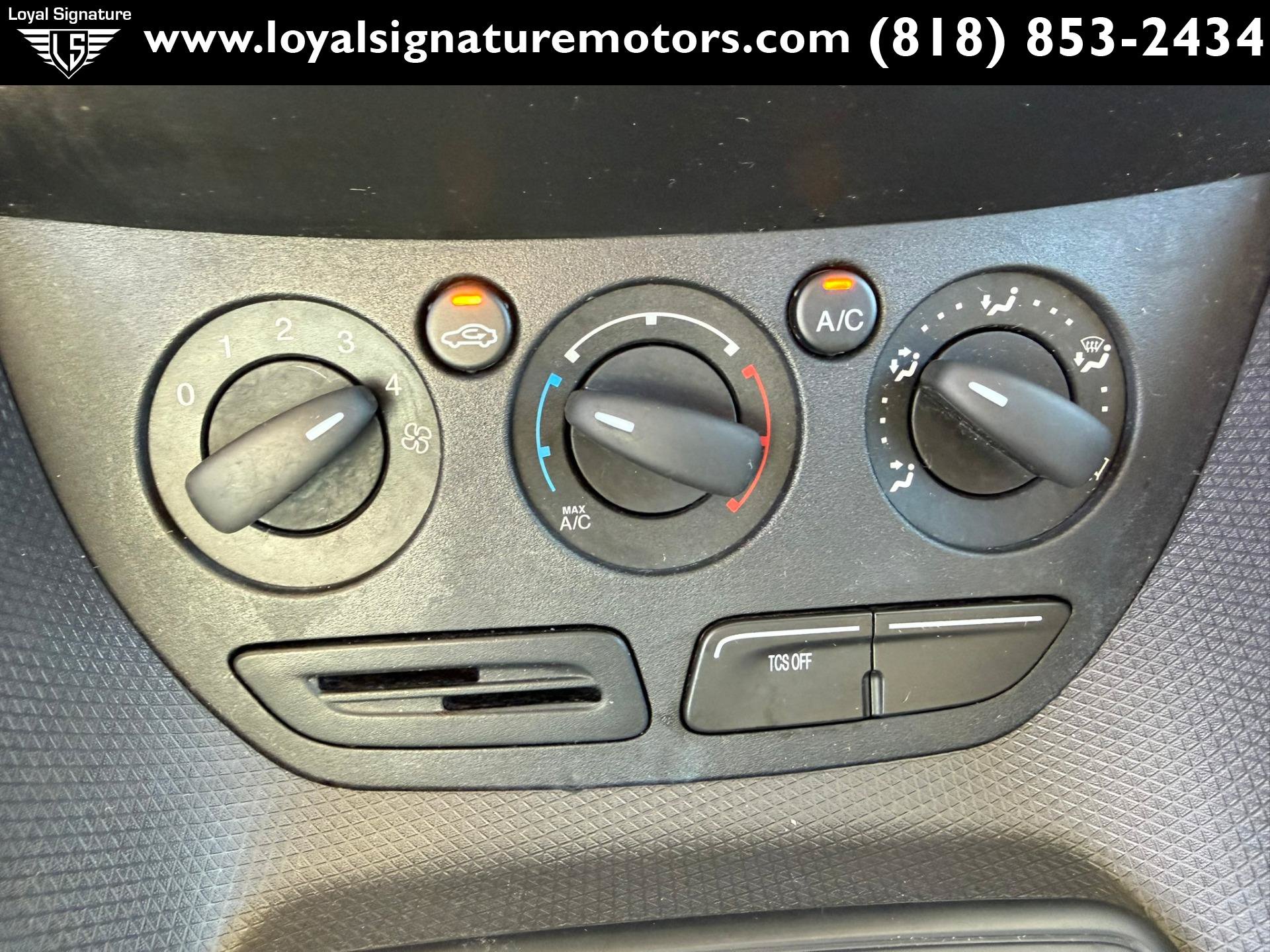 Used 2014 Ford Transit Connect XL FWD image 22