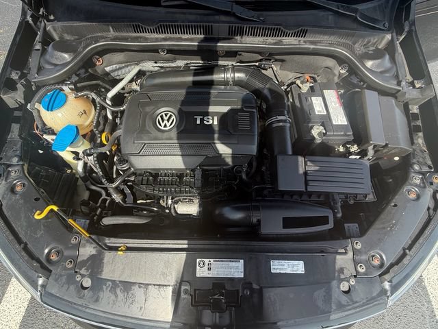 Used 2016 Volkswagen Jetta Sport FWD image 19