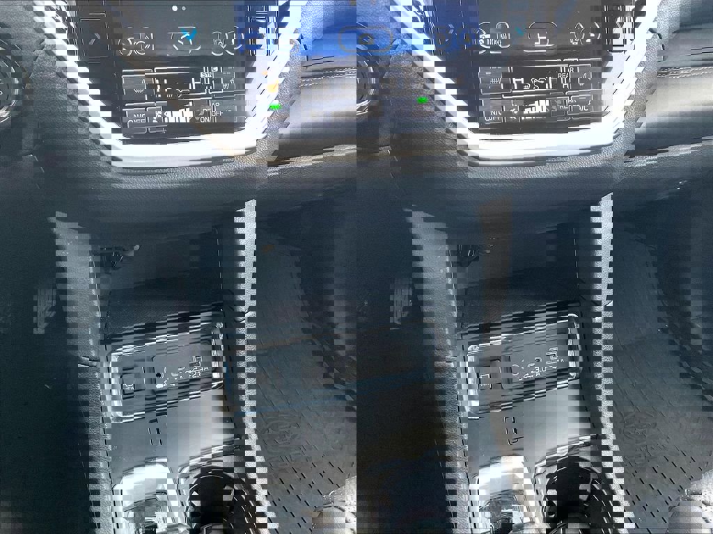 Used 2023 Subaru Ascent Limited w/ Technology Package image 26